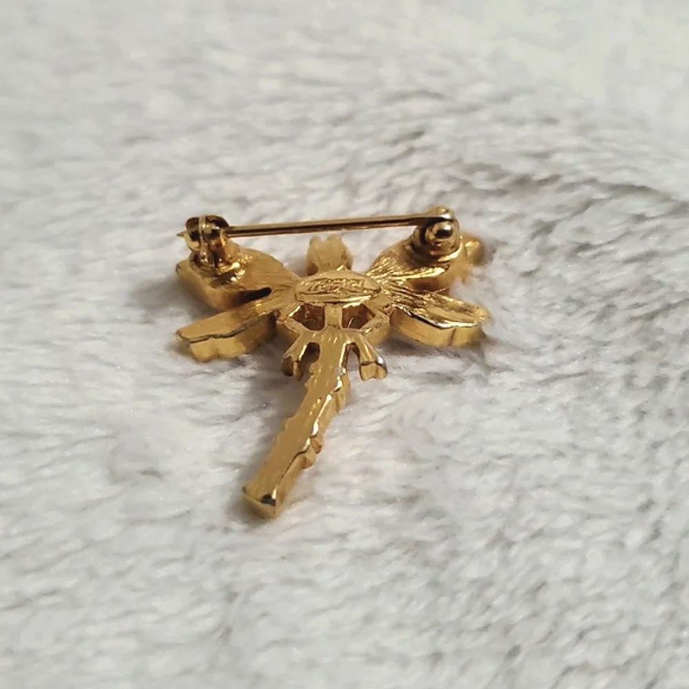 Vintage Trifari Gold Tone and Enamel Dragonfly Pin Brooch Signed